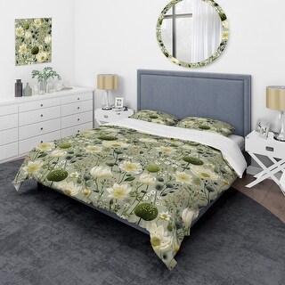 Designart "Earthy Zen Garden" Green Floral Bedding Cover Set With 2 ...